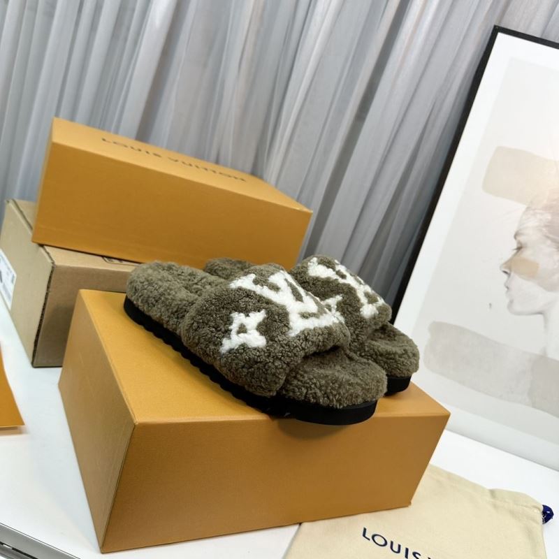 Louis Vuitton Slippers